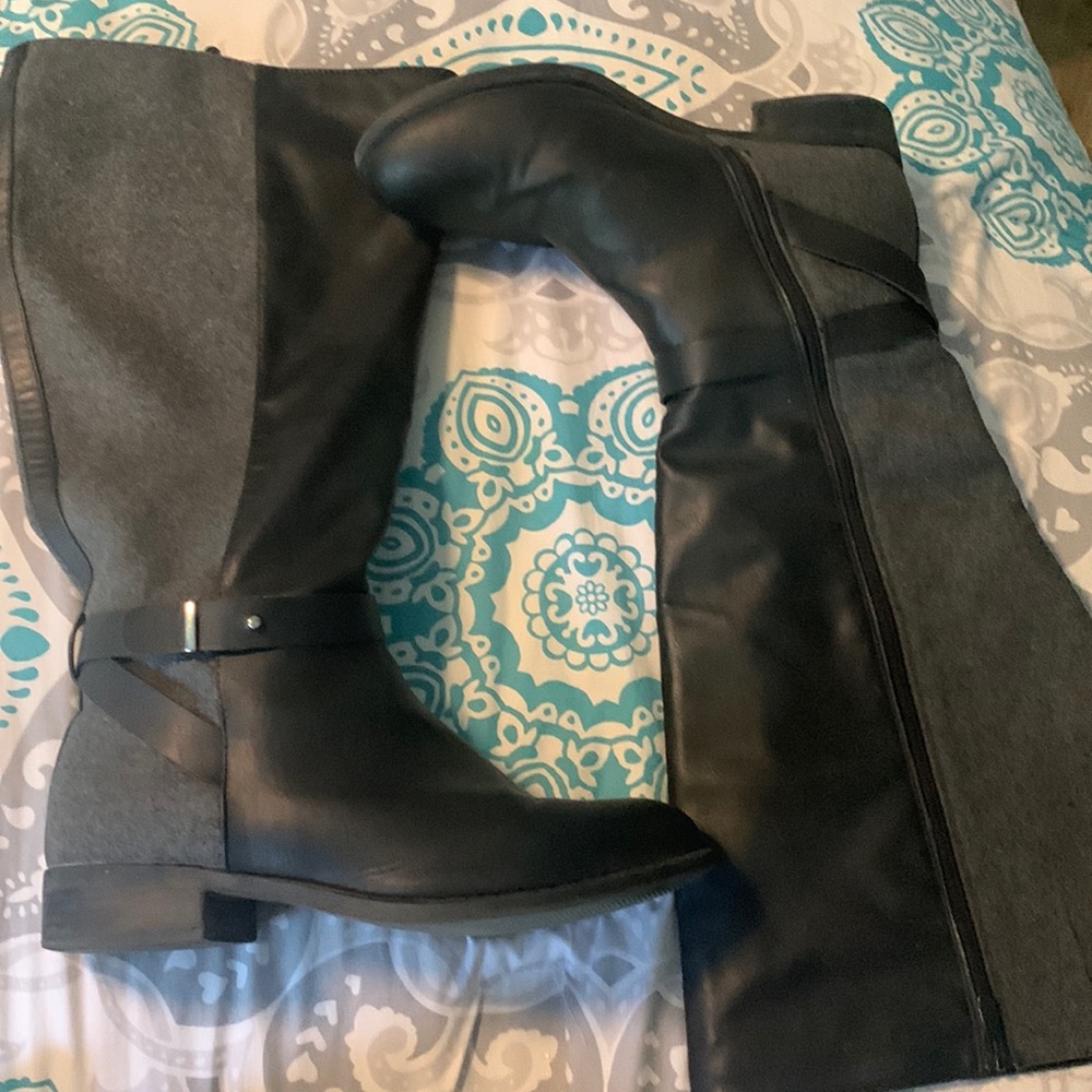 Torrid black and gray boots